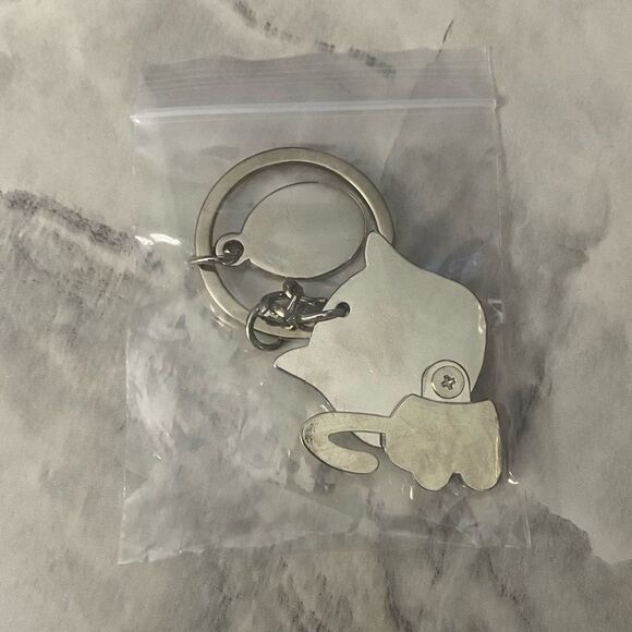 Kawaii Silver Cat Keychain • Rotating Body Charm • Cute Accessory - New - Picture 3 of 8